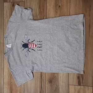Bee Free Tshirt sz S in Gray